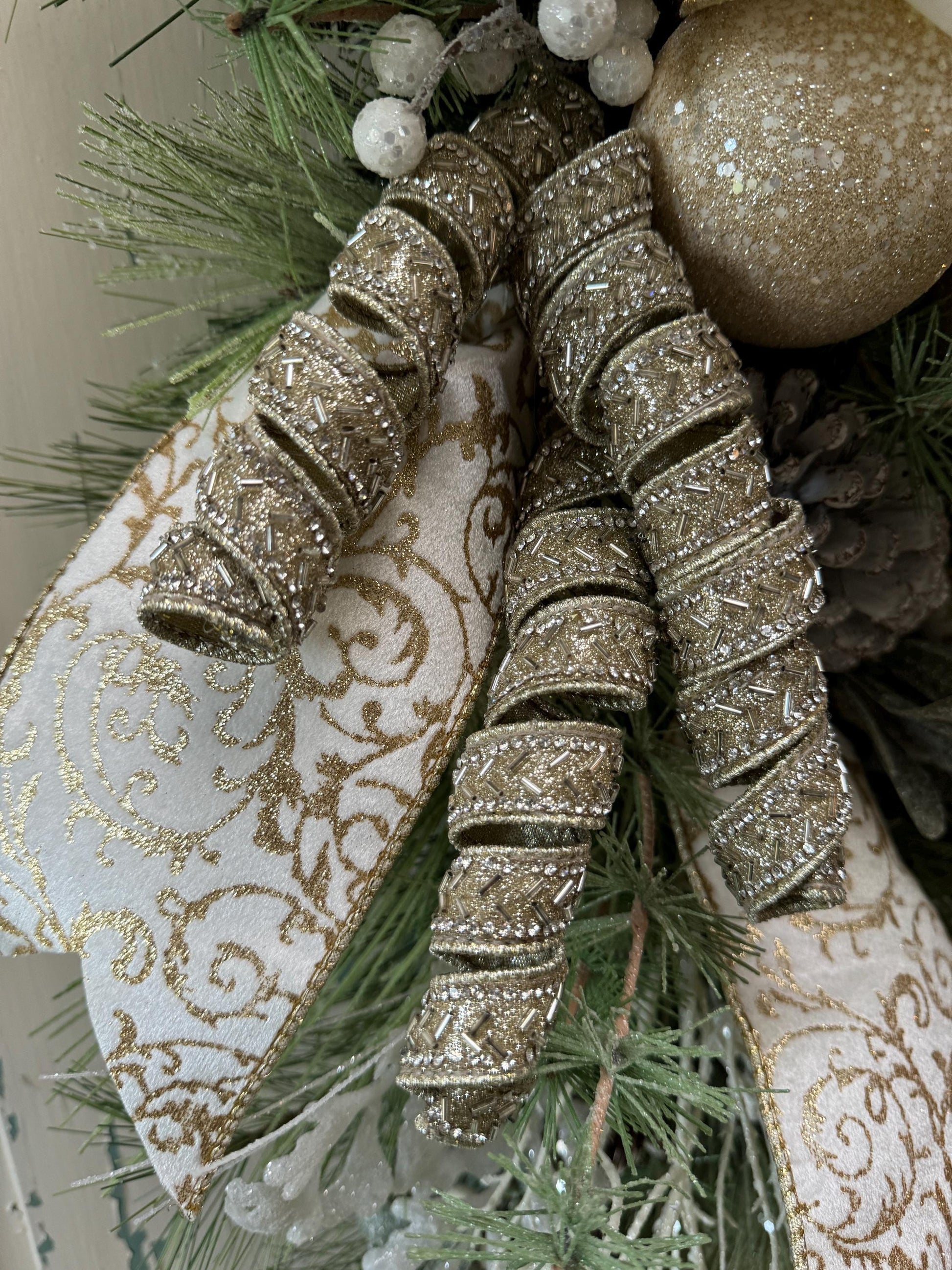 White and Gold Magnolia Christmas Luxe Swag for Front Door or Entryway, Luxury White Snowy Winter Wreath Swag,